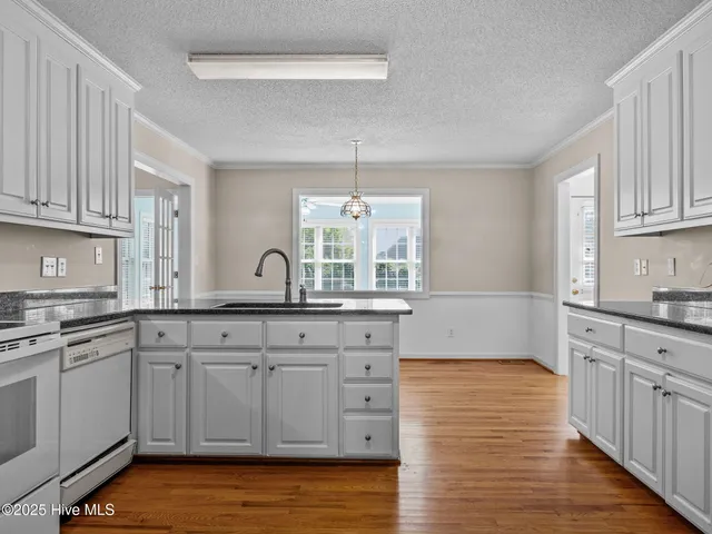 $550,000 | 105 Deerfield Court, Cedar Point, NC 28584