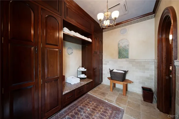 $12,950,000 | 15 Meadowood Lane, Chenango, NY 13901