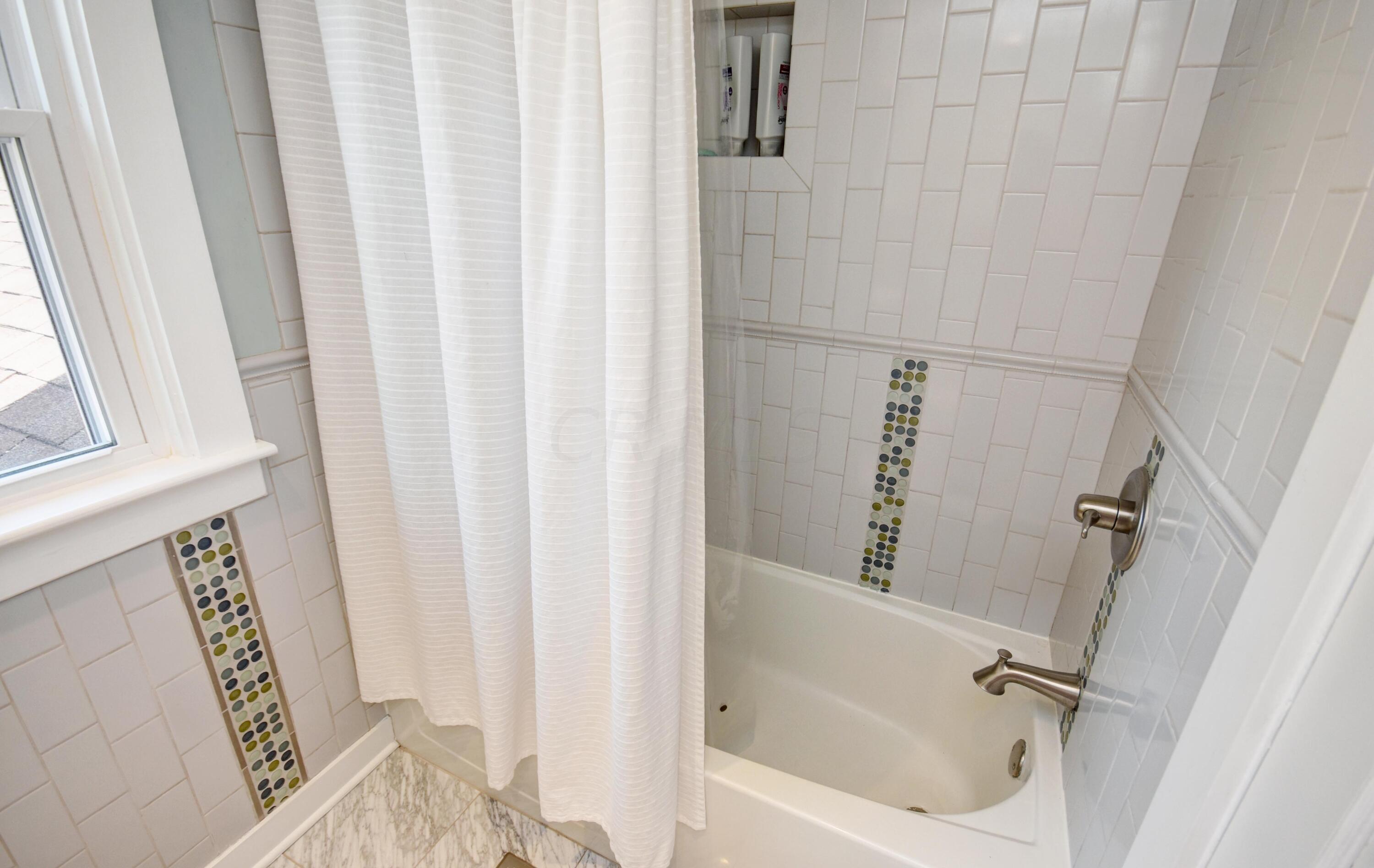 524 Garden Road Columbus, OH 43214 - Photo 11 of 38 Gallery Image 11