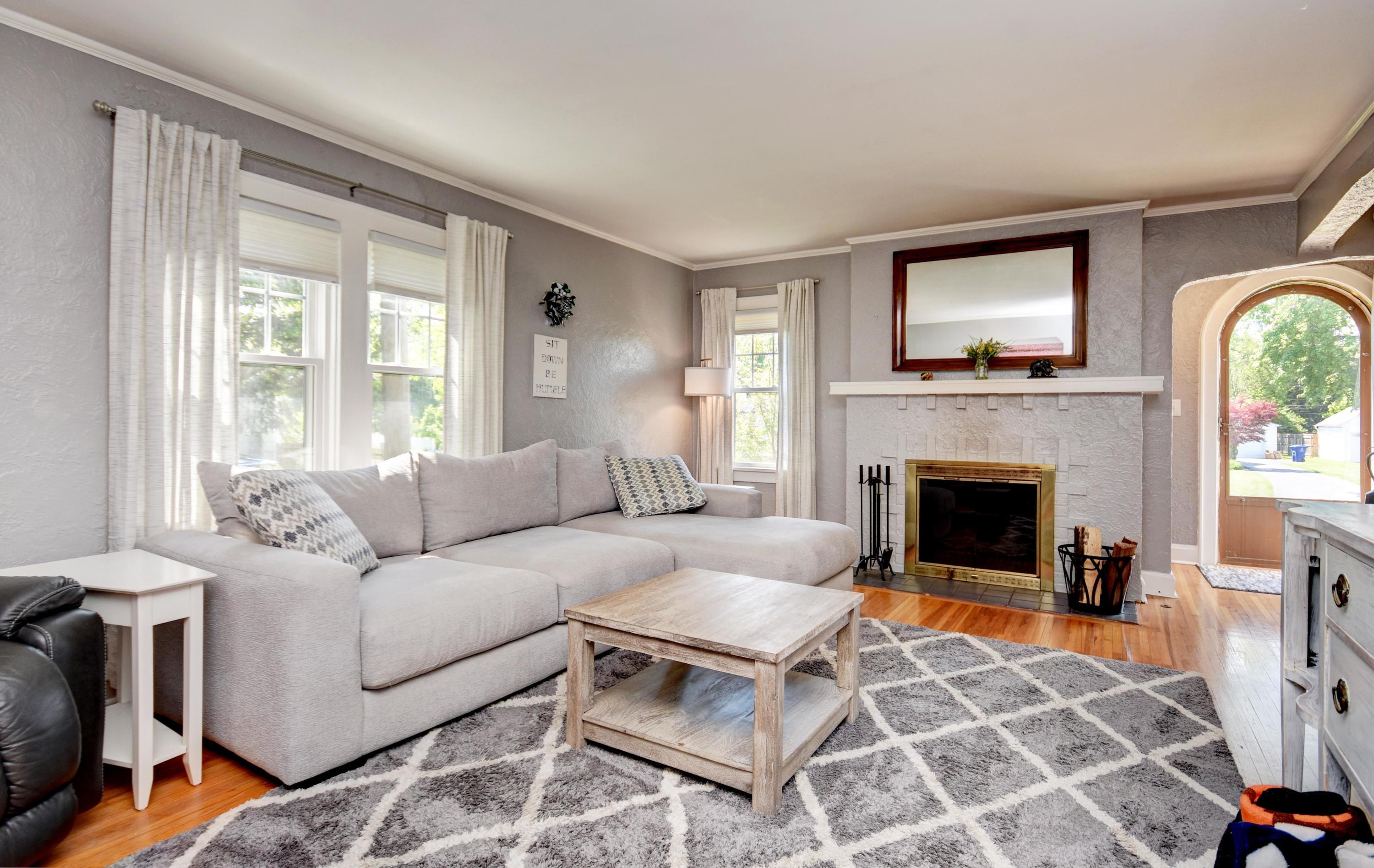 524 Garden Road Columbus, OH 43214 - Photo 3 of 38 Gallery Image 3