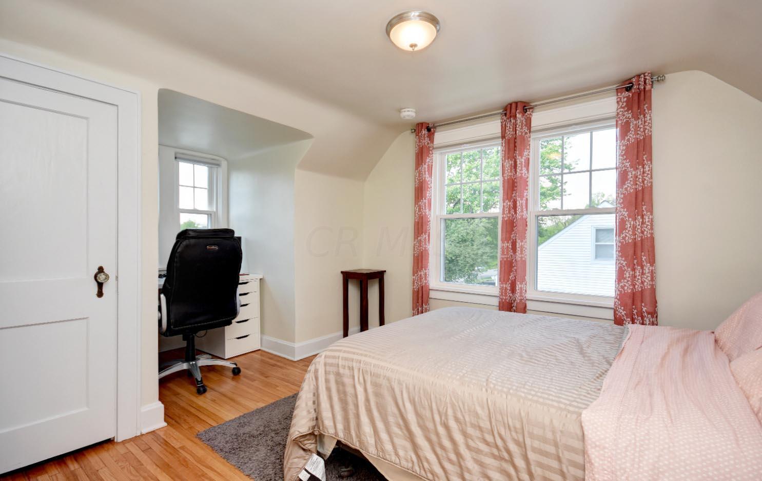 524 Garden Road Columbus, OH 43214 - Photo 7 of 38 Gallery Image 7