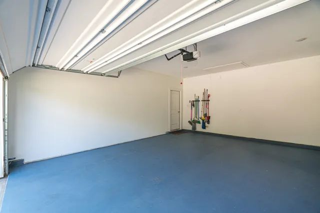 $499,900 | 603 Airline Drive, Unit B, Conroe, TX 77301