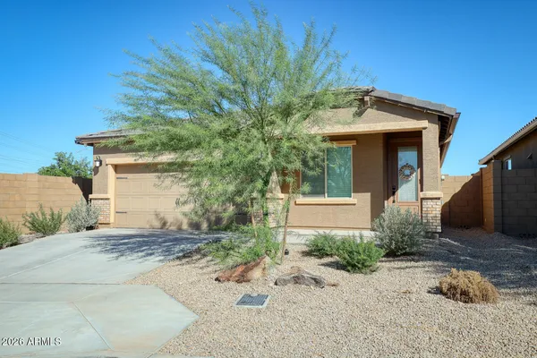 $2,550 | 11508 West Cumberland Drive, Youngtown, AZ 85363