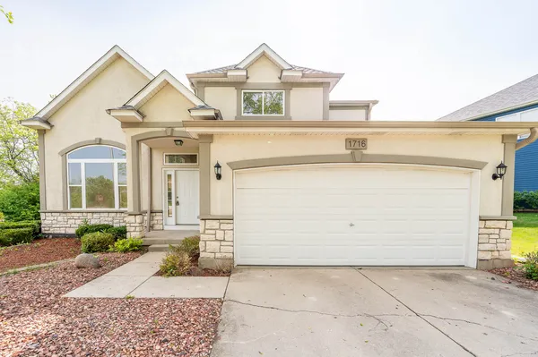 $439,900 | 1716 Normandy Woods Court, Grayslake, IL 60030