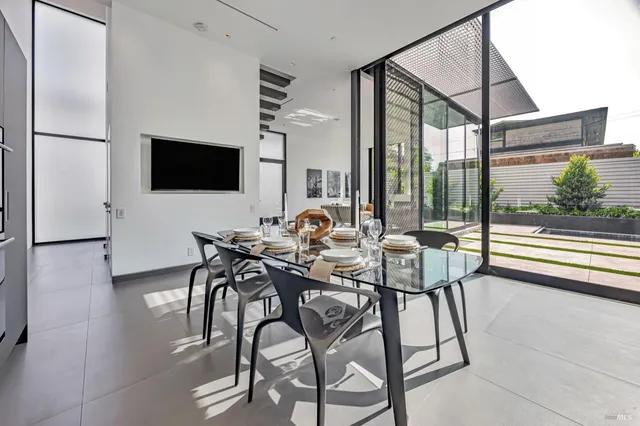 $20,000 | 212 Tucker Street, Healdsburg, CA 95448