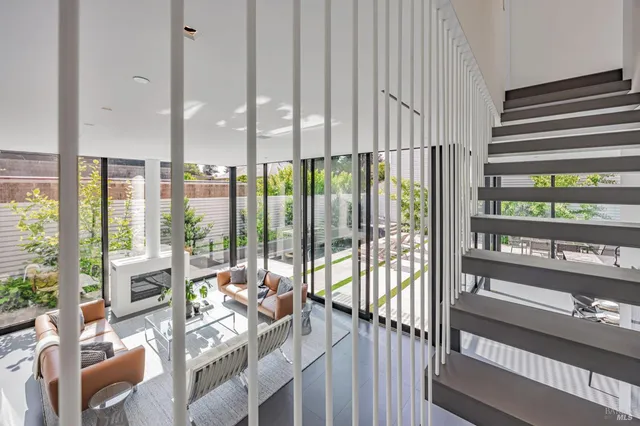 $20,000 | 212 Tucker Street, Healdsburg, CA 95448