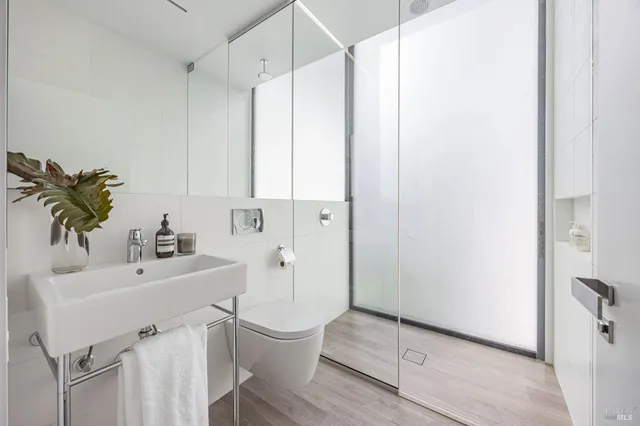 $20,000 | 212 Tucker Street, Healdsburg, CA 95448