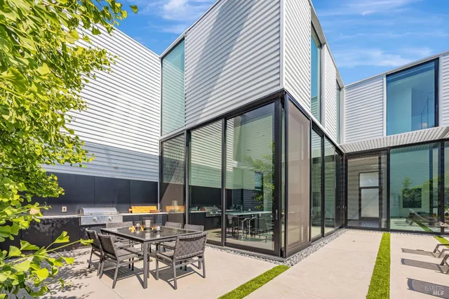 $20,000 | 212 Tucker Street, Healdsburg, CA 95448