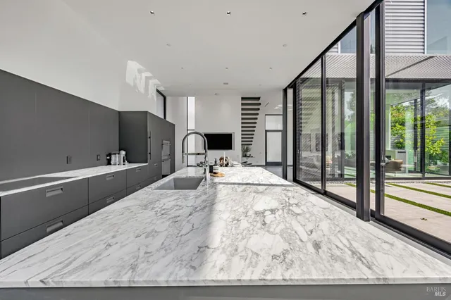 $20,000 | 212 Tucker Street, Healdsburg, CA 95448