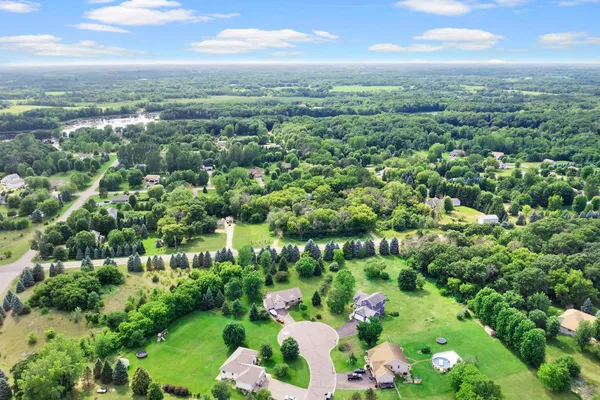 $510,000 | 5614 407th Court, North Branch, MN 55056