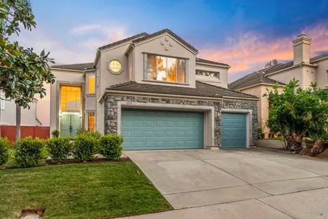 $1,199,800 | 2219 View Crest Glen, Escondido, CA 92026