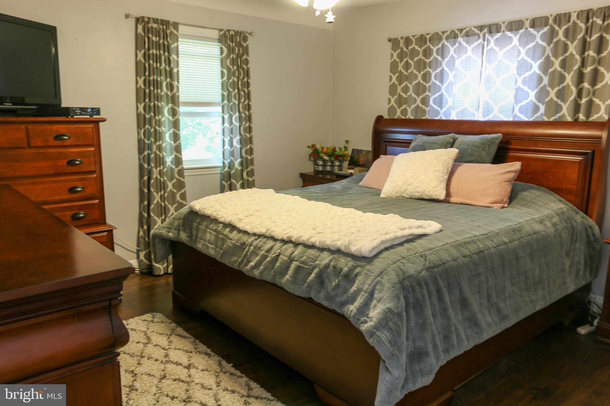 5517 Ashbourne Road Halethorpe, MD 21227 - Photo 12 of 38 Primary Bedroom