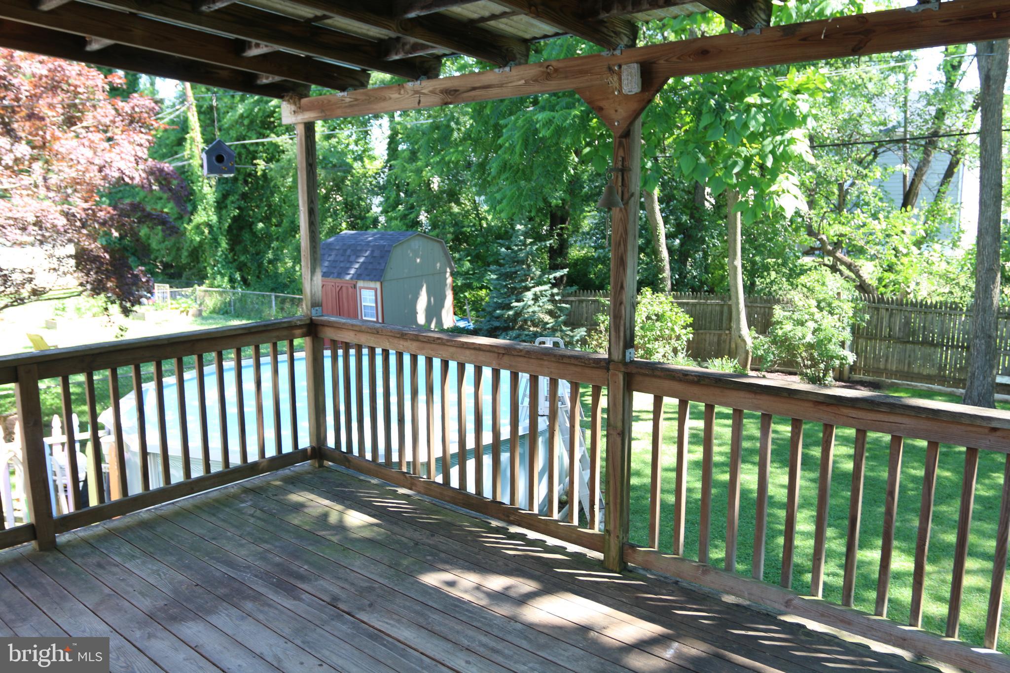 5517 Ashbourne Road Halethorpe, MD 21227 - Photo 34 of 38 Back Deck