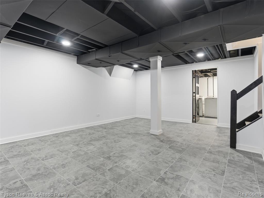 14405 Stahelin Road Detroit, MI 48223 - Photo 30 of 38 Gallery Image 30