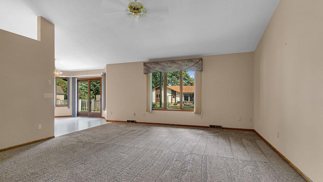 985 Juliet Way Avon, MN 56310 - Photo 9 of 51 Gallery Image 9