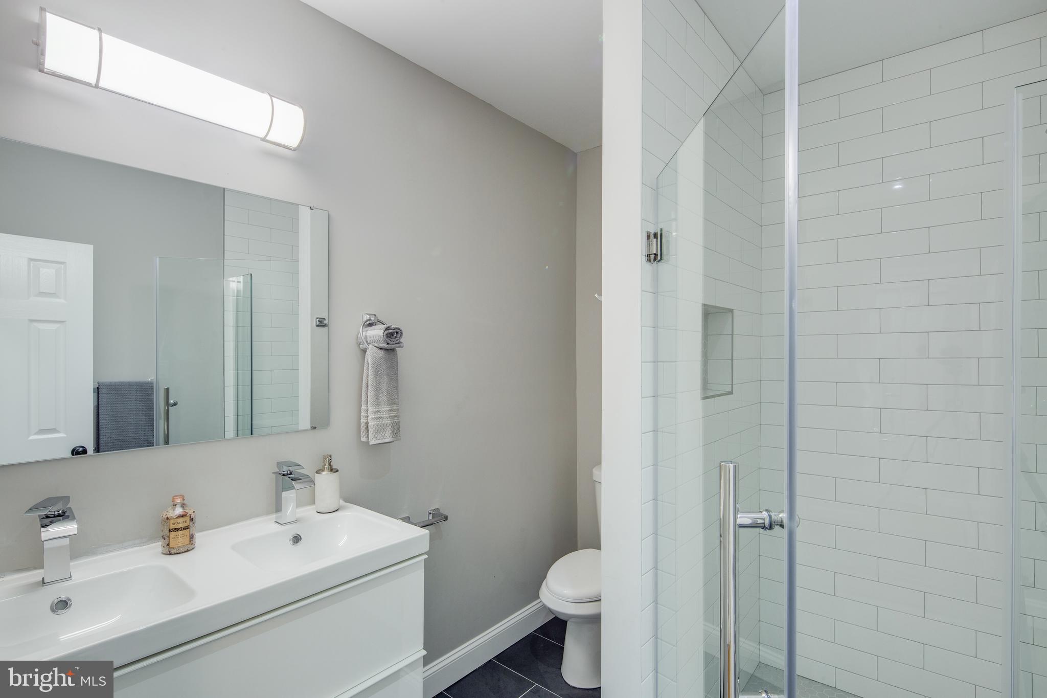 2116 Tasker Street Philadelphia, PA 19145 - Photo 16 of 22 Upstairs Full Bath
