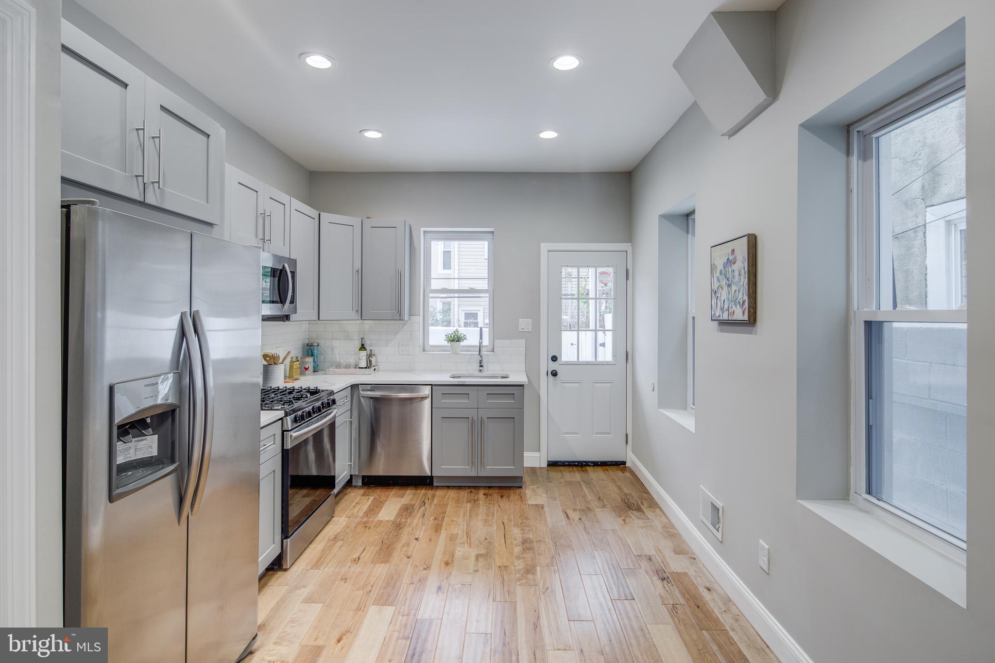 2116 Tasker Street Philadelphia, PA 19145 - Photo 6 of 22 Kitchen