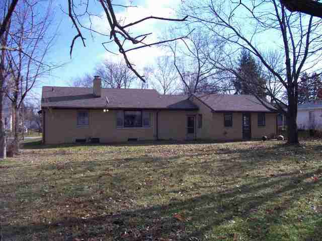 209 Loren Street Washington, IL 61571 - Photo 3 of 5 Gallery Image 3