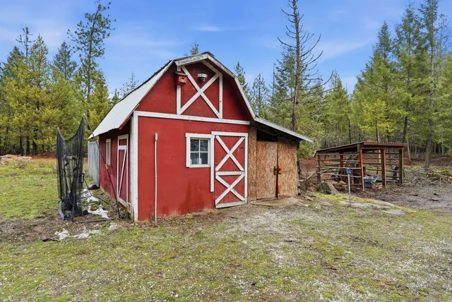 $625,000 | 36112 North Pike Road, Deer Park, WA 99006