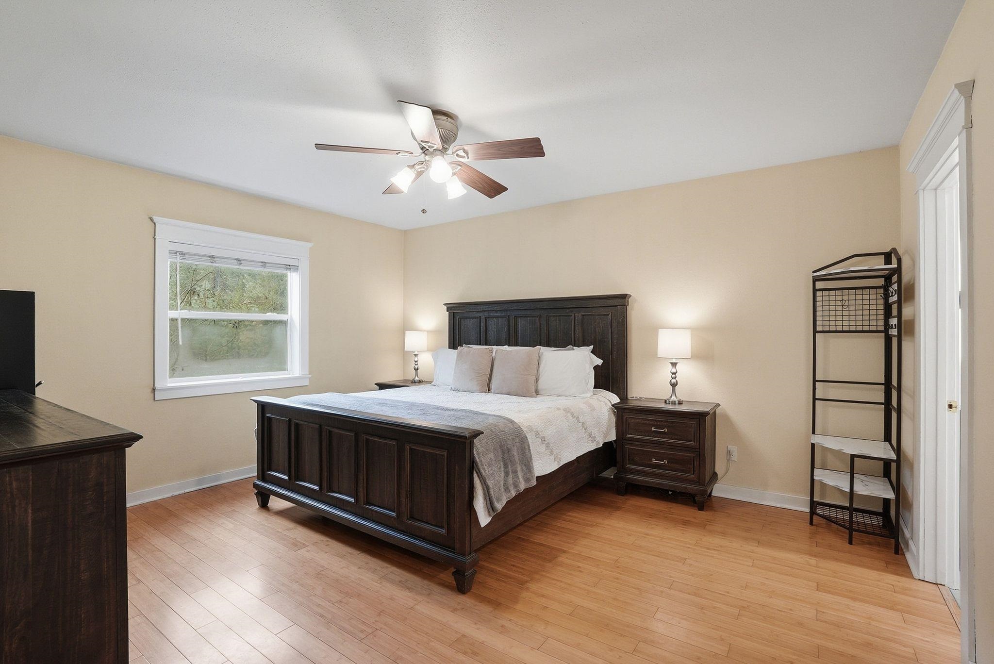 36112 North Pike Road Deer Park, WA 99006 - Photo 4 of 37