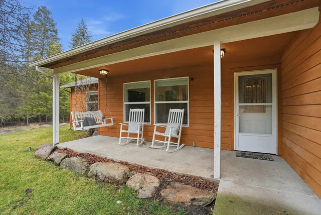 $625,000 | 36112 North Pike Road, Deer Park, WA 99006