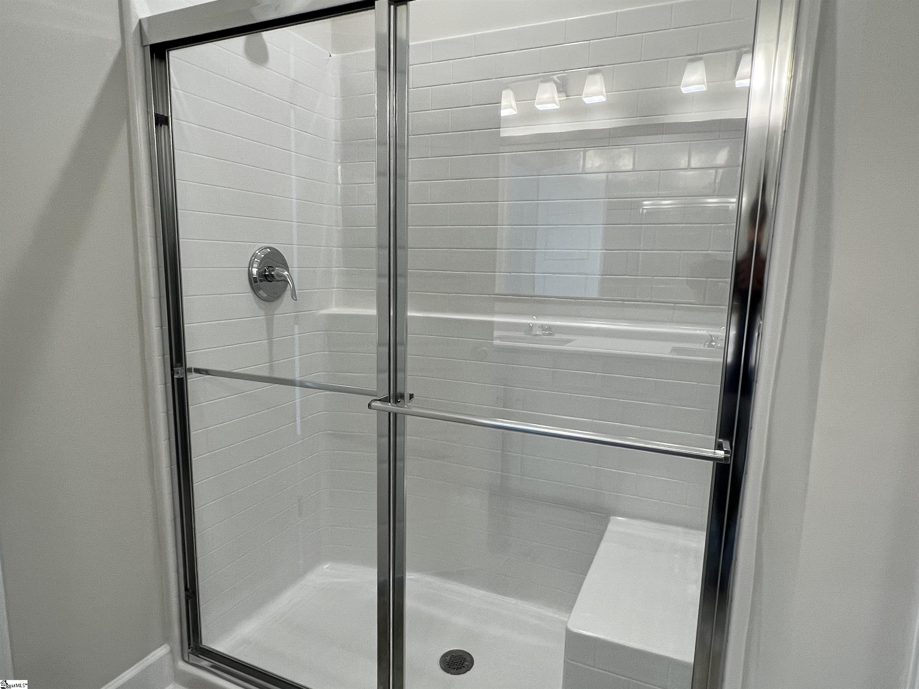 300 Hollenbeck Place Greenville, SC 29607 - Photo 12 of 20