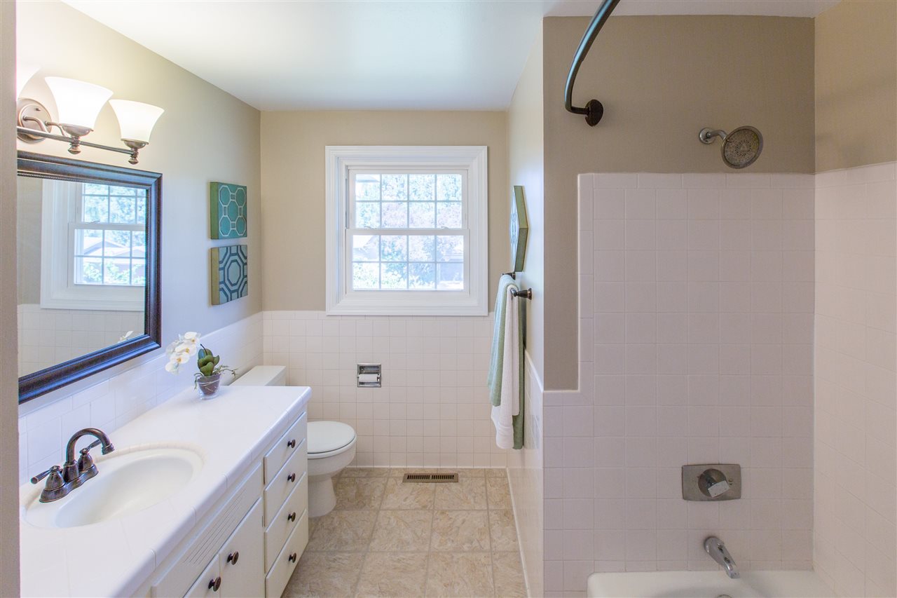 1901 West Toni Rae Drive Spokane, WA 99218 - Photo 14 of 20