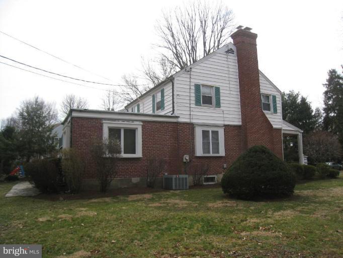 104 Cedarcroft Road Baltimore, MD 21212 - Photo 21 of 21 a view of a house with a yard