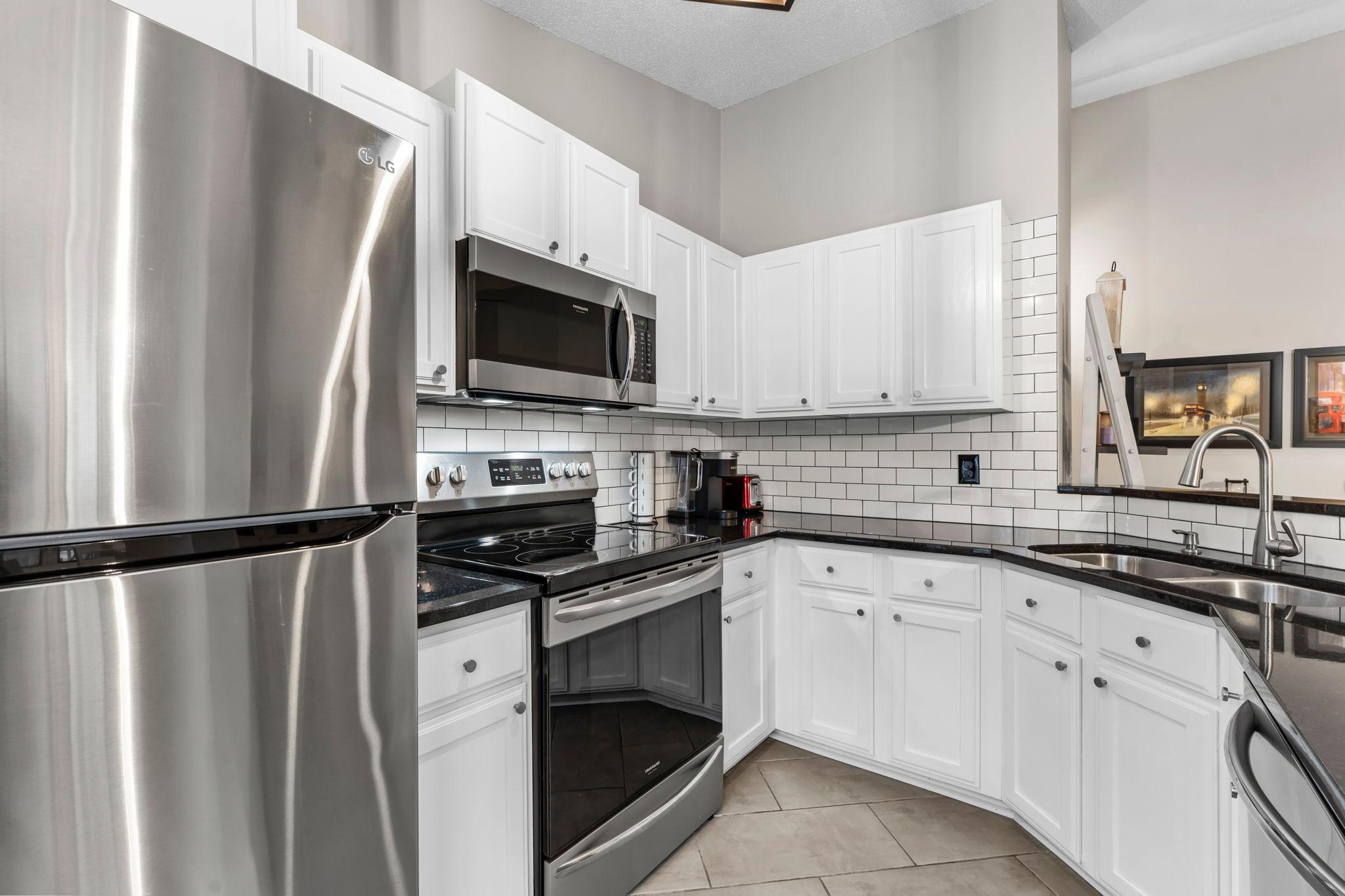 3563 Blue Jay Way, Unit 200 Eagan, MN 55123 - Photo 7 of 56