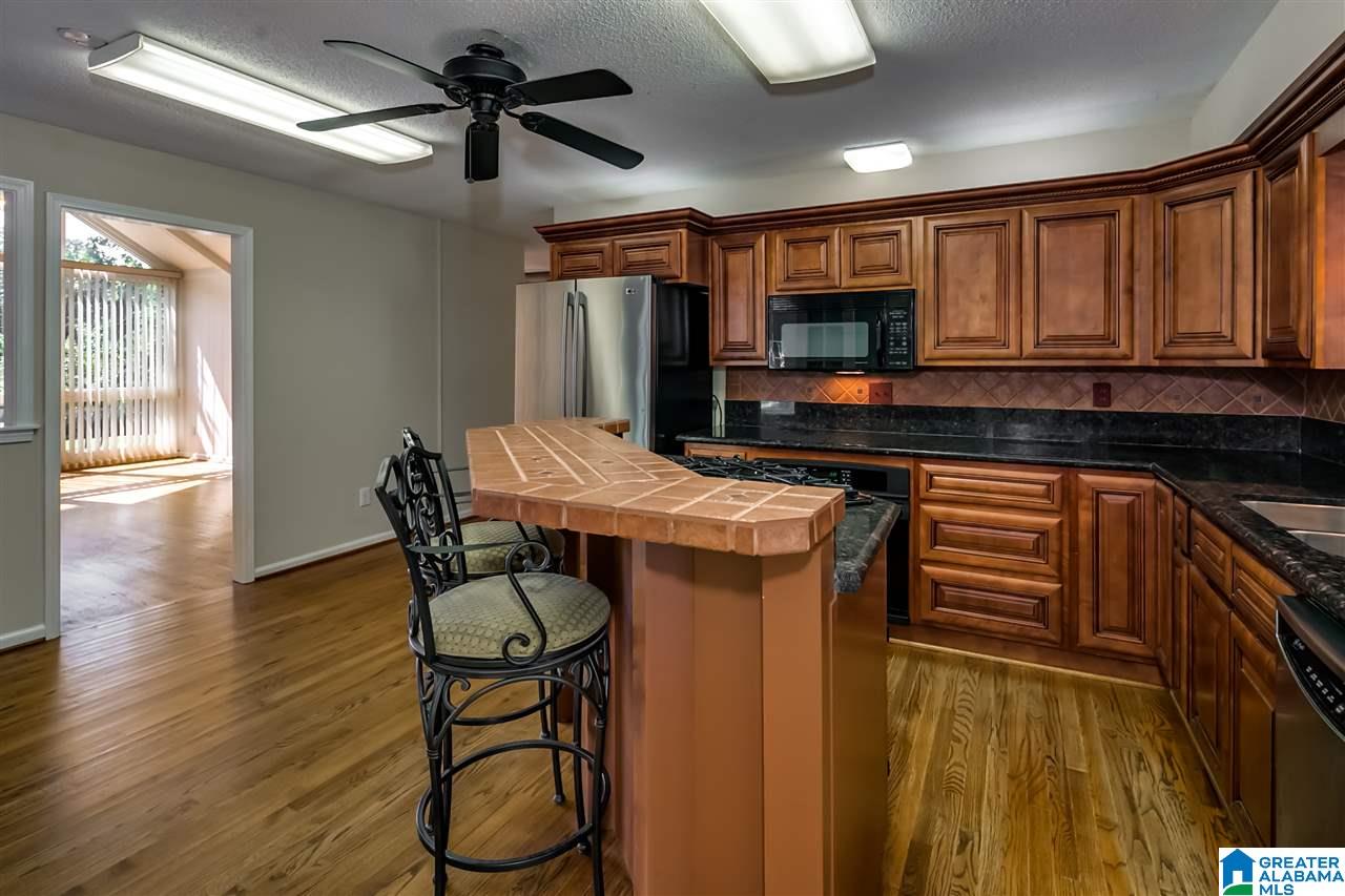 45 Hunters Trace Pelham, AL 35124 - Photo 16 of 48