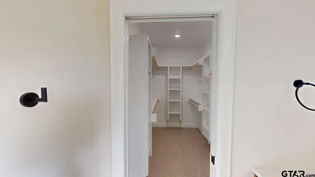 $464,900 | 19329 Aida Drive, Flint, TX 75762