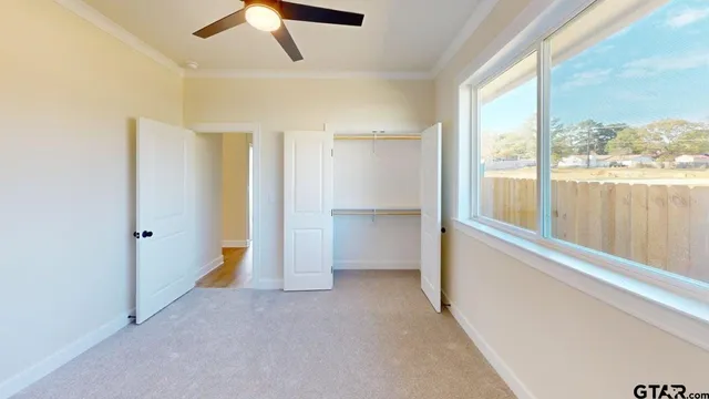 $464,900 | 19329 Aida Drive, Flint, TX 75762