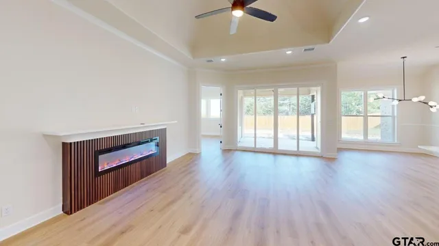 $464,900 | 19329 Aida Drive, Flint, TX 75762