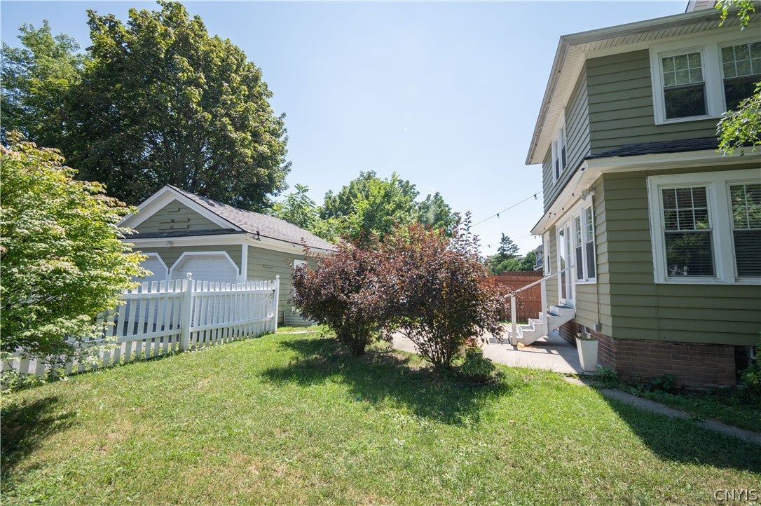 201 Wellesley Road Syracuse, NY 13207 - Photo 38 of 38 Gallery Image 38