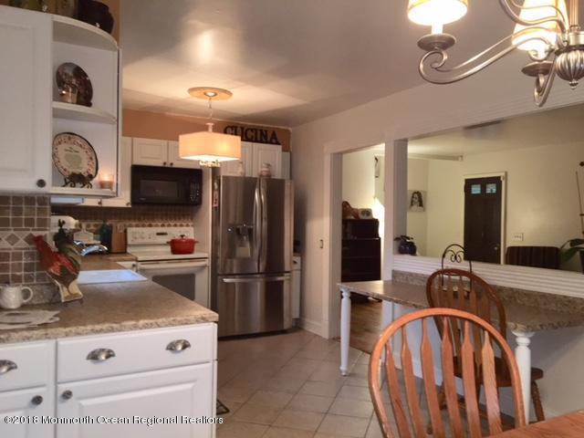 16 Manor Road Colts Neck, NJ 07722 - Photo 6 of 17 IMG_5139