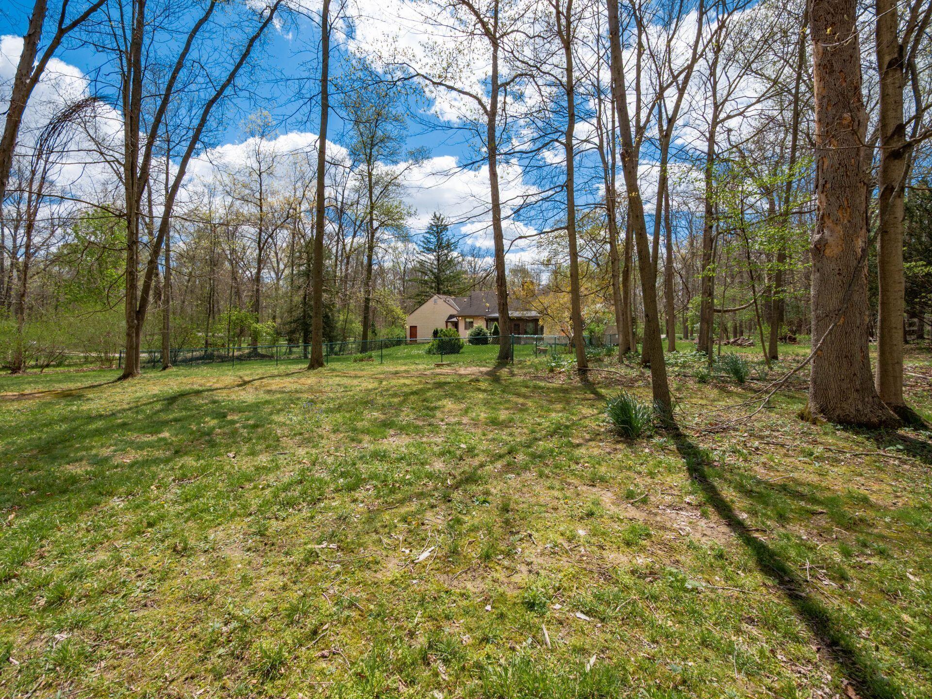 2434 Carriage Road Powell, OH 43065 - Photo 57 of 62