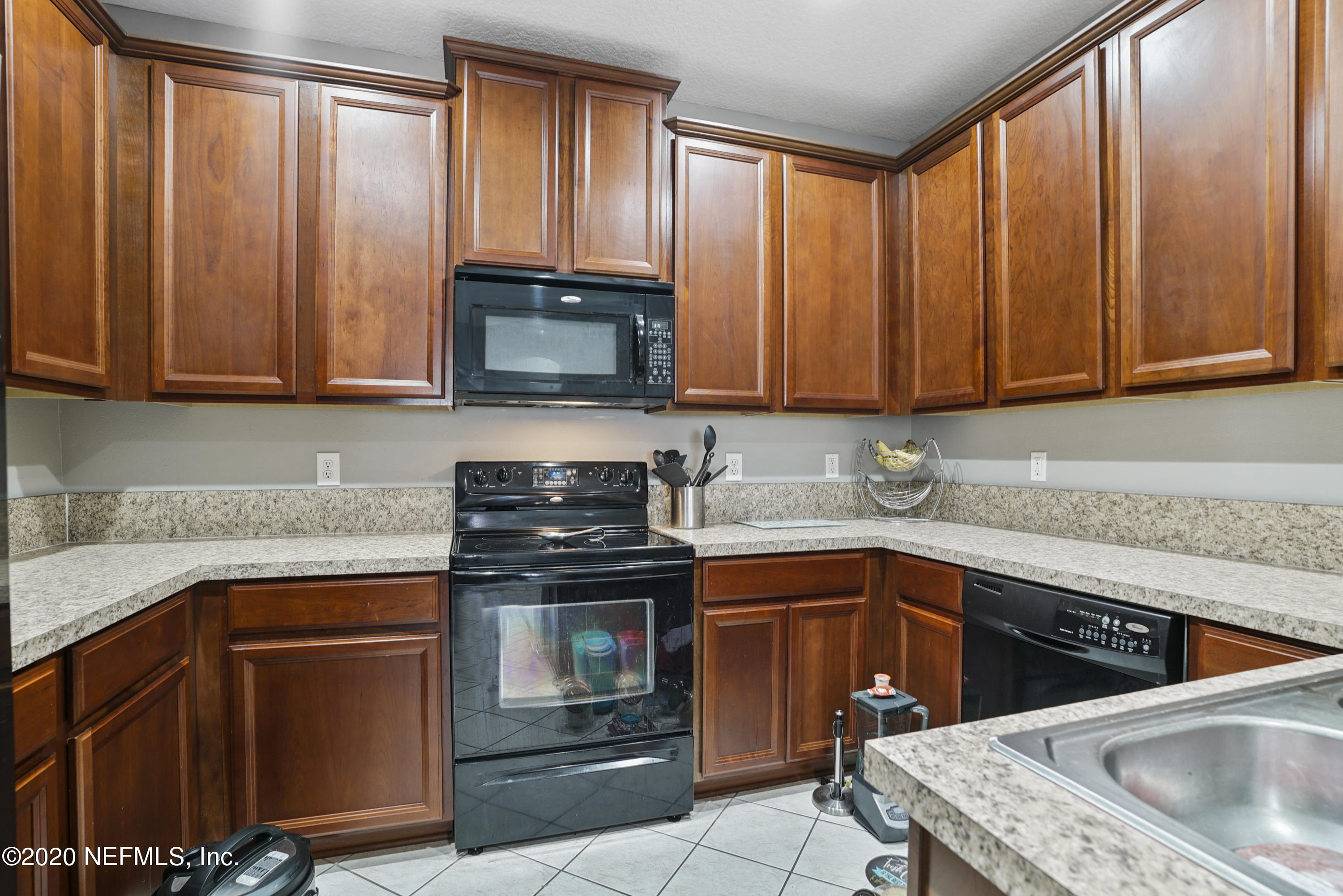 3260 Chestnut Ridge Way Orange Park, FL 32065 - Photo 2 of 27 DSC07702