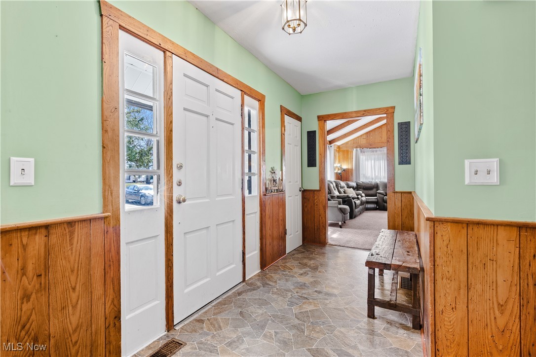 3789 Fenn Road Medina, OH 44256 - Photo 4 of 43