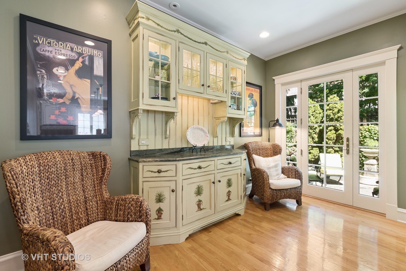 811 Sunset Road Winnetka, IL 60093 - Photo 11 of 40 a living room with furniture and a large window