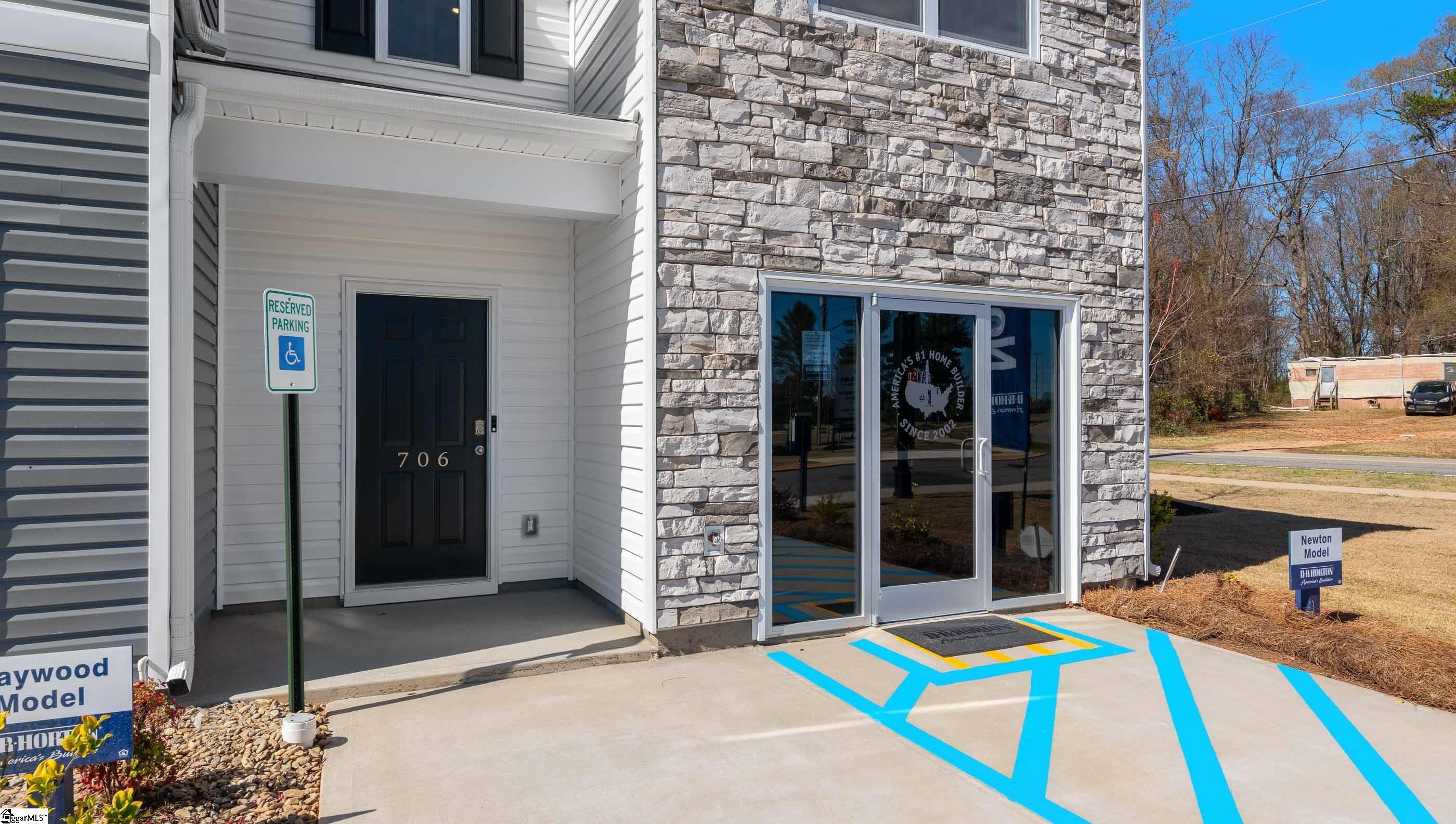 706 Embark Circle Greer, SC 29651 - Photo 3 of 42