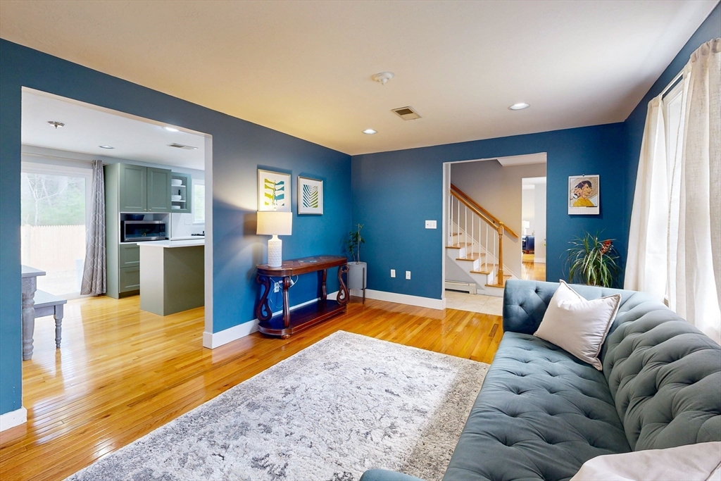 475 Old Post Road Sharon, MA 02067 - Photo 14 of 34