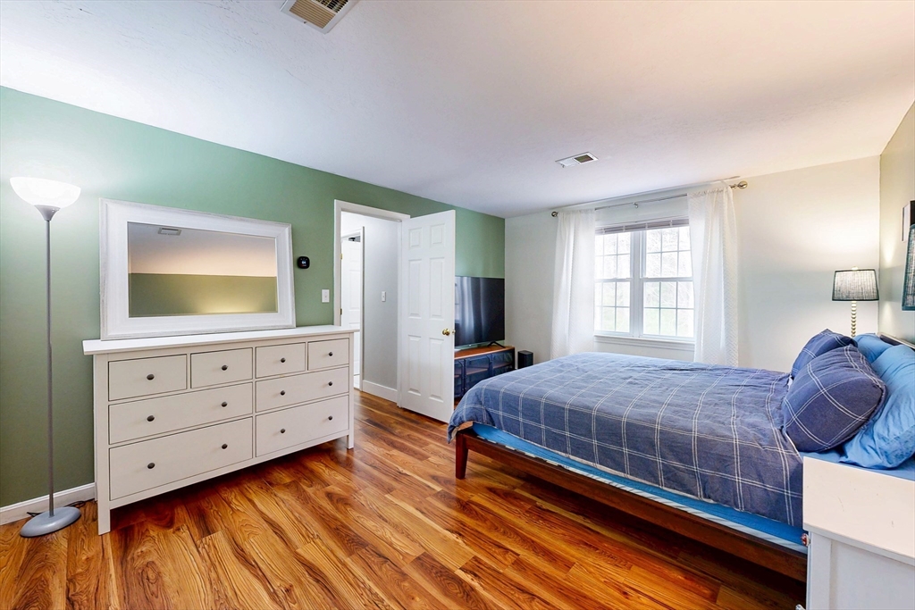 475 Old Post Road Sharon, MA 02067 - Photo 23 of 34