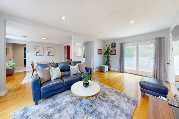 $788,000 | 475 Old Post Road, Sharon, MA 02067