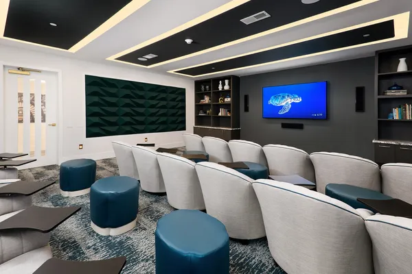 $3,075 | 555 Lakeview Parkway, Unit 2, Vernon Hills, IL 60061