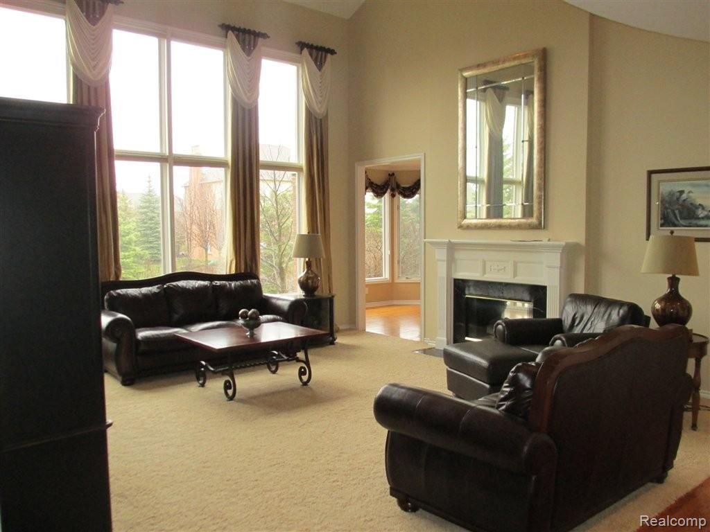 5760 Kirkridge Trail Rochester, MI 48306 - Photo 2 of 15 Great Room