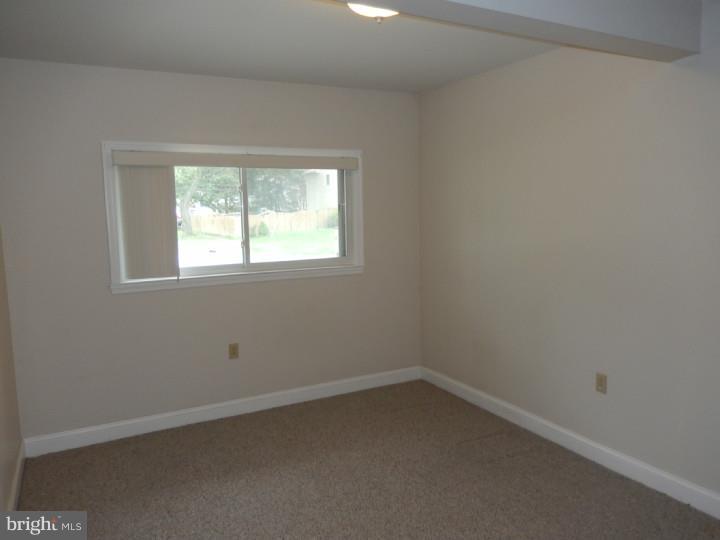 59 Matthews Road Newark, DE 19713 - Photo 5 of 15 Gallery Image 5