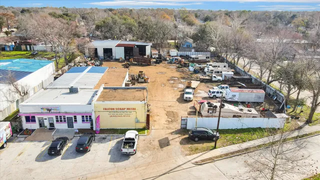 a picture of city view