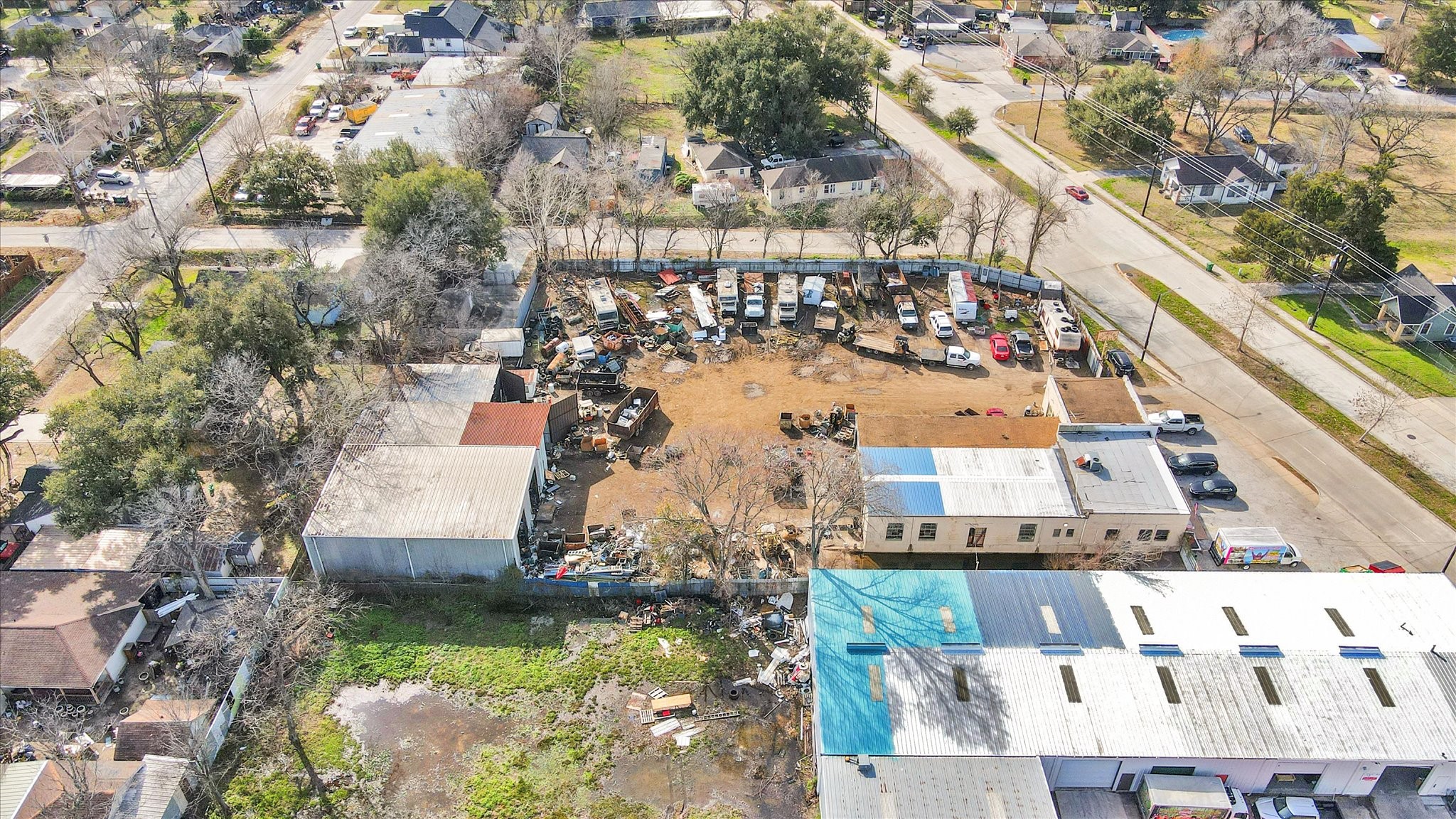 10202 Fulton Street Houston, TX 77076 - Photo 26 of 29 an aerial view of a house with a yard