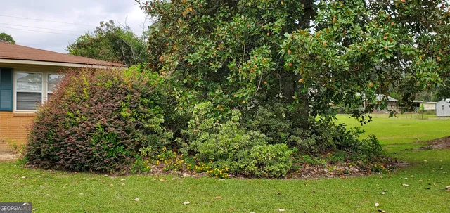 $209,000 | 240 Lakewood Drive, Swainsboro, GA 30401