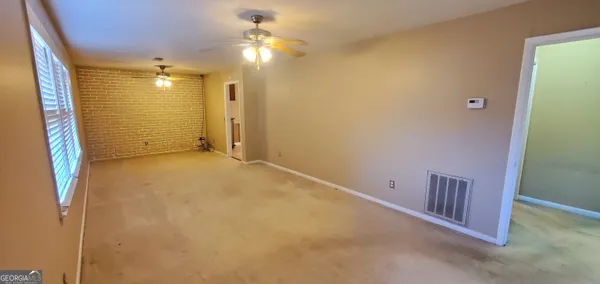 $199,900 | 240 Lakewood Drive, Swainsboro, GA 30401
